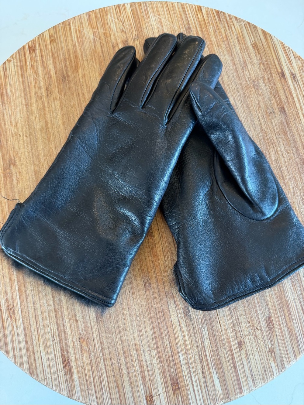 Source Unknown Black Leather Women's Gloves Fur Lined Italy / size 7